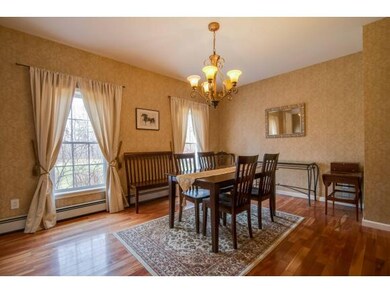 Family room w/fireplace