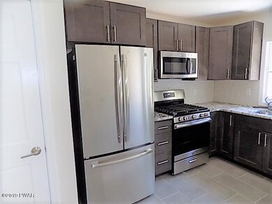 113 Sawkill Ave, Milford, PA 18337 - photo 3