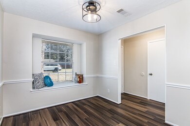 206 S Magnolia St, Tomball, TX 77375 - photo 7