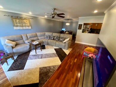 850 S Lorraine Rd unit 3C, Wheaton, IL 60189 - photo 5