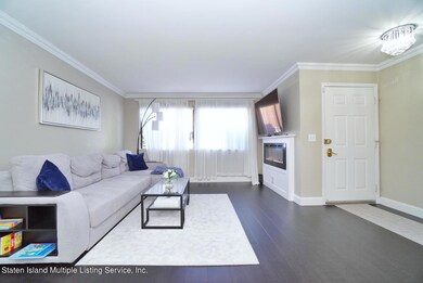 11 Pamela Ln unit 128, Staten Island, NY 10304 - photo 3