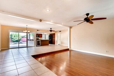 2707 S COTTONWOOD Mesa AZ-large-002-2-Li