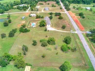 35212 Clearpond Rd, Shawnee, OK 74801 - photo 3