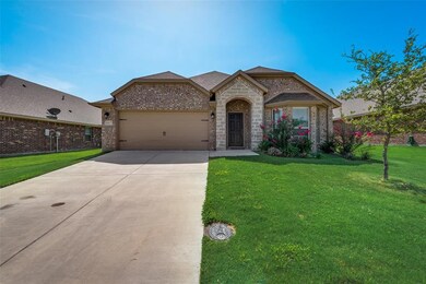 1017 Montrose Ave, Gainesville, TX 76240 - photo 2