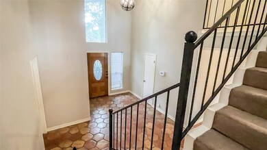 5915 Donwhite Ln, Houston, TX 77088 - photo 4