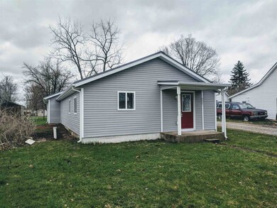 21 E Washington St, Poneto, IN 46781 - photo 2