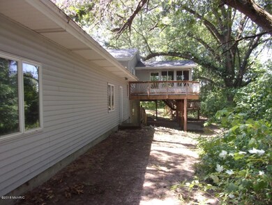 6814 W B Ave, Plainwell, MI 49080 - photo 3