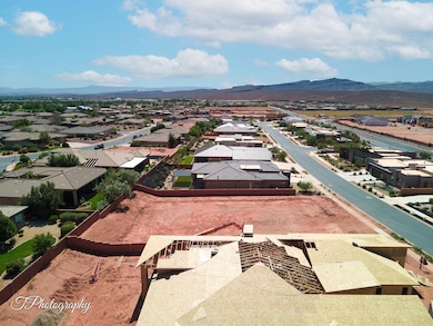 2-web-or-mls-150 N Arrowhead Ln-11