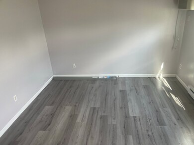 185-187 Nottingham St unit 1, Springfield, MA 01104 - photo 3