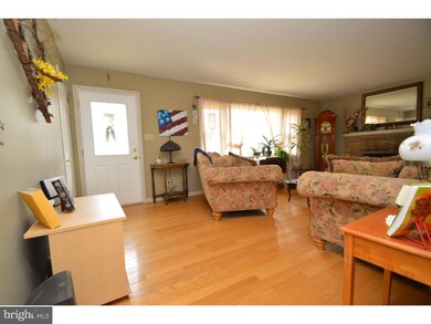 105 Kendon Dr, Easton, PA 18045 - photo 3