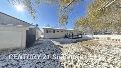 530 Jefferson St, Hemlock, MI 48626 - photo 4