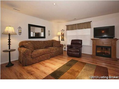 8102 Arbor Meadow Way unit 20, Louisville, KY 40228 - photo 3