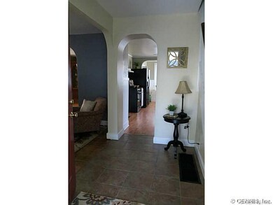 Foyer.