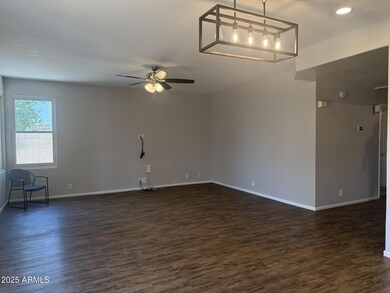 7349 E Lobo Ave unit 2, Mesa, AZ 85209 - photo 4