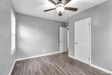 15852 Washburn St unit 2, Detroit, MI 48238 - photo 6