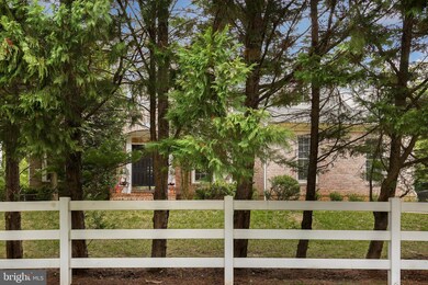 12204 Falls Rd, Potomac, MD 20854 - photo 2