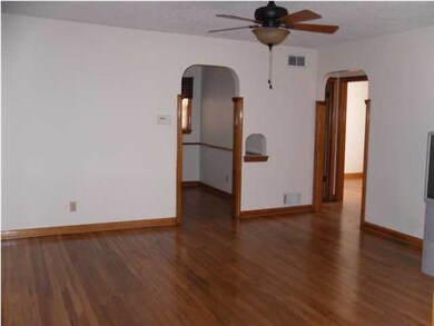 Living room-arched doorways