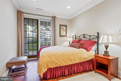 114 Exeter Rd unit 2, Devon, PA 19333 - photo 3