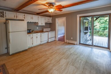 411 Court St unit 3, Plymouth, MA 02360 - photo 3