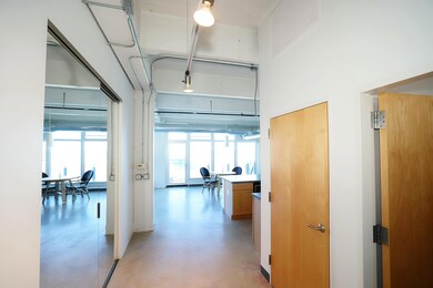 Whiteline Lofts unit 604, Des Moines, IA 50309 - photo 2