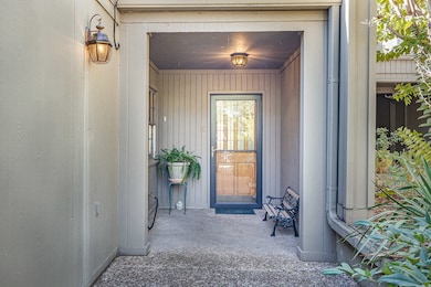 509 Fairway Dr, Kerrville, TX 78028 - photo 6