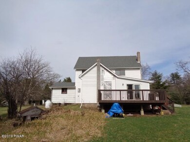 475 Rowland Rd, Greeley, PA 18425 - photo 2