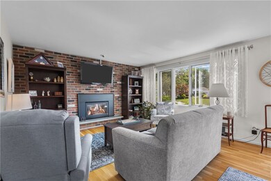 5 Cedarwood Dr, Riverside, RI 02915 - photo 6