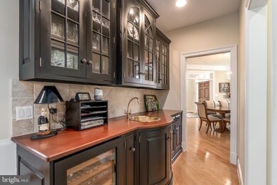 7822 Swinks Mill Ct, McLean, VA 22102 - photo 7