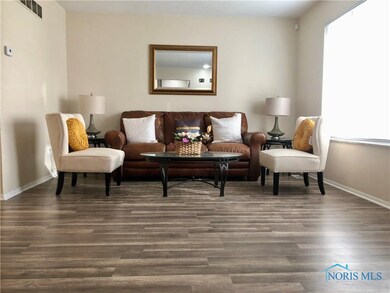 4230 Shade Tree Dr, Toledo, OH 43615 - photo 7