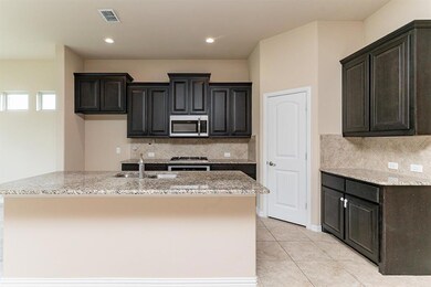 2101 Moonsail Ln, Denton, TX 76210 - photo 4