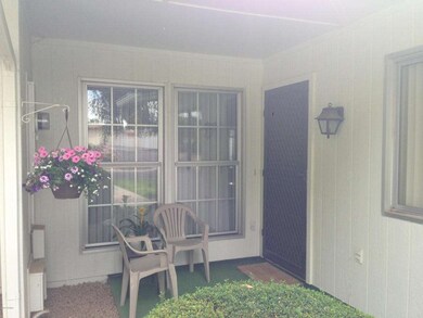 10615 W Highwood Ln, Sun City, AZ 85373 - photo 4