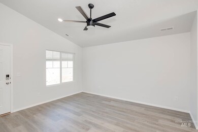 18308 N Fire Ice Ave, Nampa, ID 83687 - photo 3
