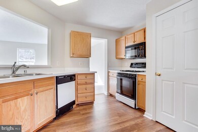 1424 Falcon Nest Ct, Arnold, MD 21012 - photo 7