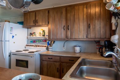 122 Maquoit Dr, Freeport, ME 04032 - photo 4