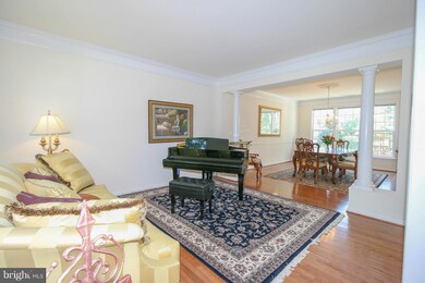 42857 Vestals Gap Dr, Broadlands, VA 20148 - photo 5