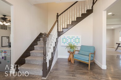 842 E Apache, Washington-Heather Bryant