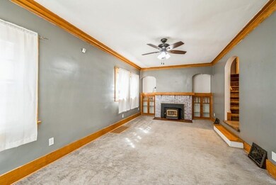 2031 Park Ave SE, Cedar Rapids, IA 52403 - photo 2