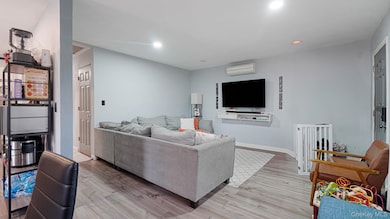 416 Fir Grove Rd, Ronkonkoma, NY 11779 - photo 4