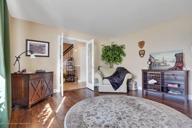 23 Abraham Dr Howell NJ 07731-large-005-