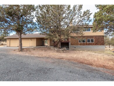 21037 Gift Rd, Bend, OR 97701 - photo 3