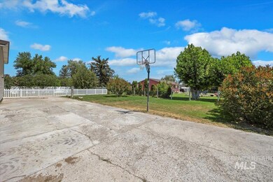 616 W Doris Ave, Paul, ID 83347 - photo 6