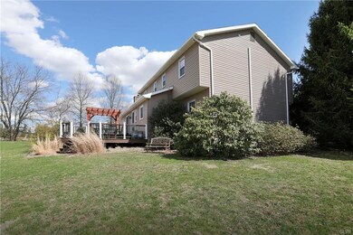 6211 Martin Dr, Zionsville, PA 18092 - photo 6