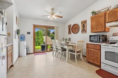 308 S 5th St, Reedsville, WI 54230 - photo 5