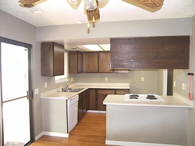 1200 Hawthorne Kitchen
