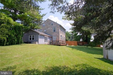 844 N 13th St, Allentown, PA 18102 - photo 6