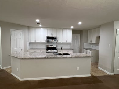 29302 Legends Smith Ln, Spring, TX 77386 - photo 5