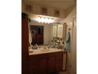 Master Bath/Spa.