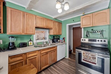 466 Union St, Rockland, MA 02370 - photo 7