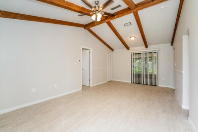 020-photo-living-room-13788126
