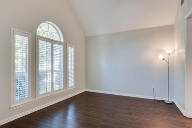 424 Shade Tree Cir, Hurst, TX 76054 - photo 7